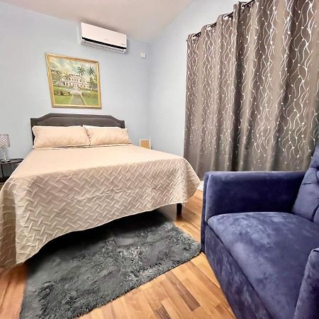 Beresford Boutique Hotel Кингстън Екстериор снимка