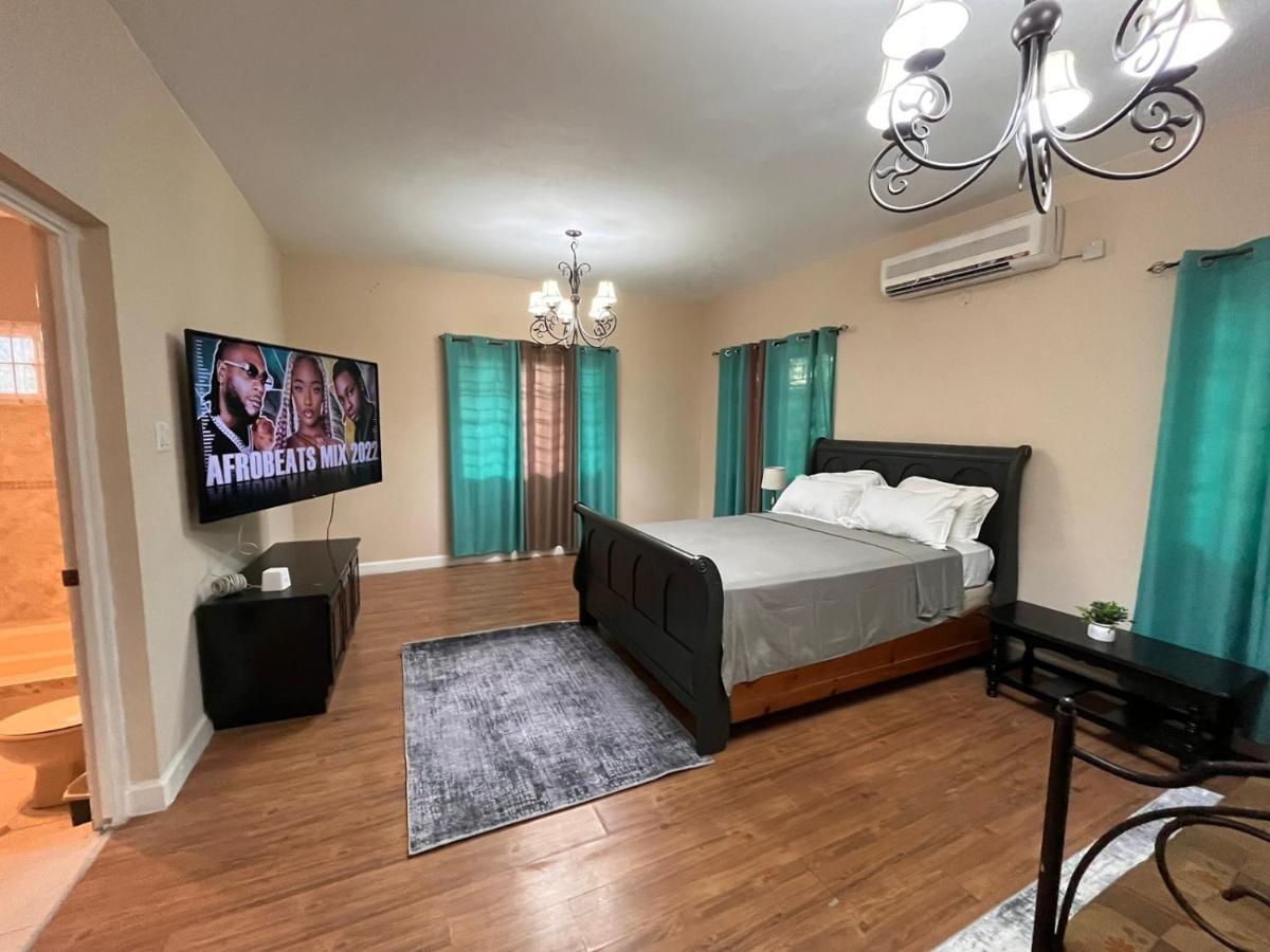 Beresford Boutique Hotel Кингстън Екстериор снимка