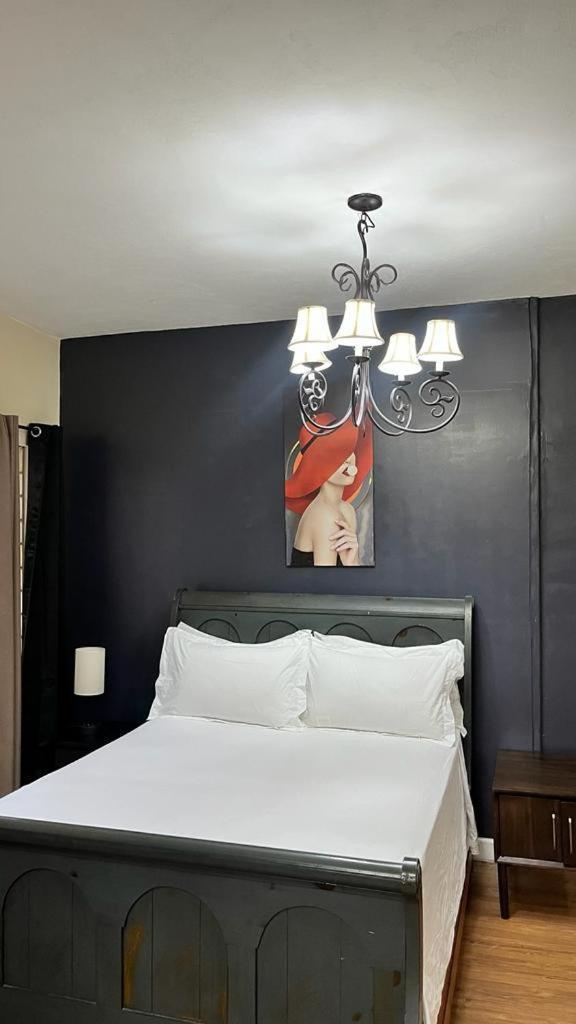 Beresford Boutique Hotel Кингстън Екстериор снимка